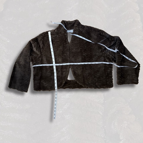 Chic Chocolate Teddy Jacket - Picture 3 of 5